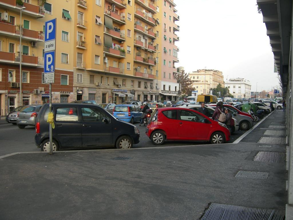 Iron Bridge Accommodation - Rome, Rome